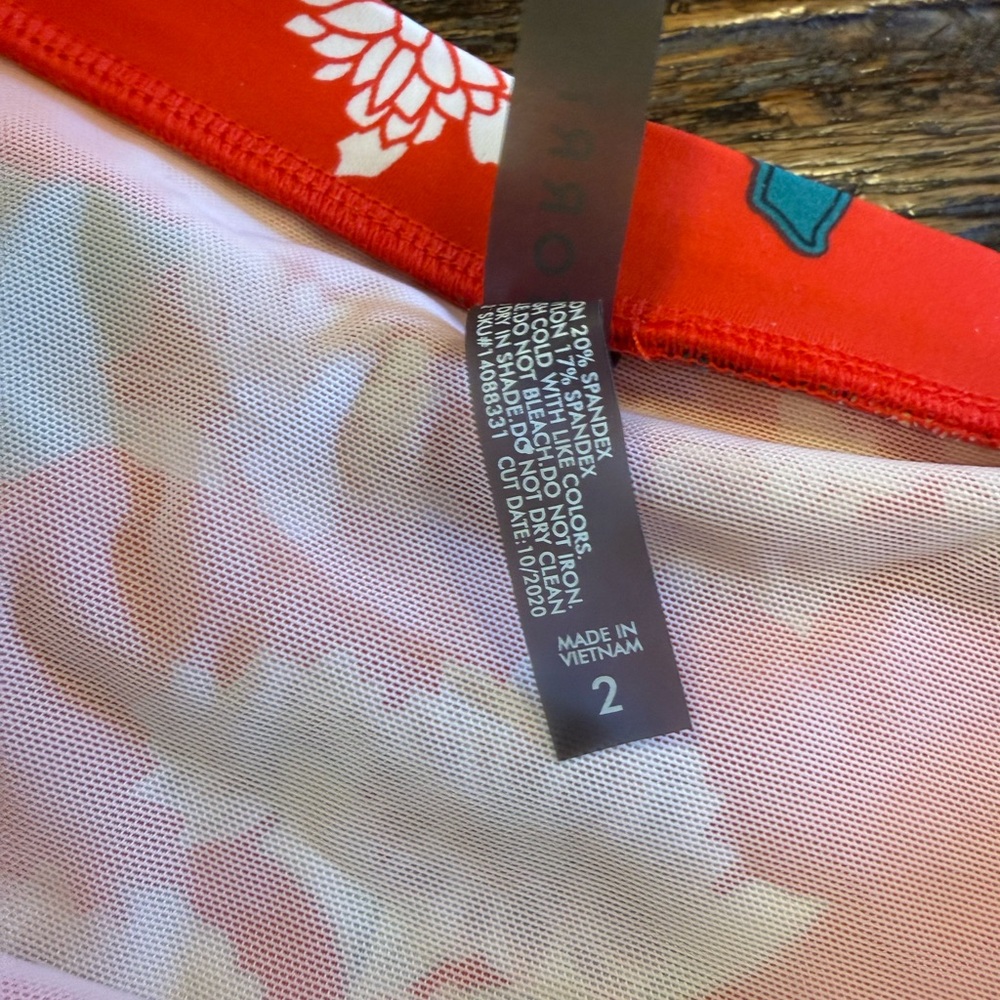 Torrid 2 Floral Tropical Hawaiian Red Two-Piece Swimsuit Set Gorgeous - Picture 7 of 16